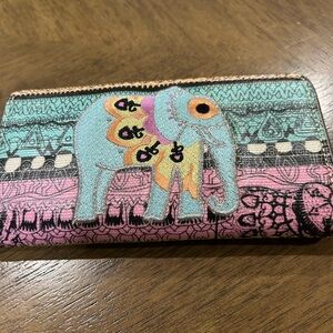 Women’s Embroidered Elephant Zip Wallet - Pink & Teal, NWOT, 7 x 4, so colorful